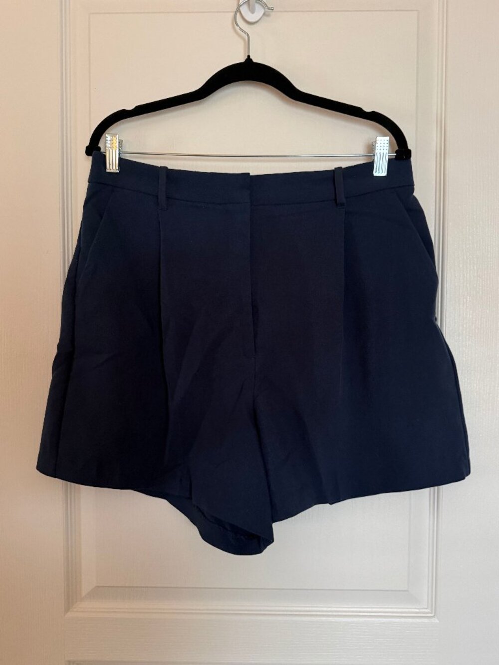 Abercrombie & Fitch Navy Tailored High-Rise Shorts — Size L